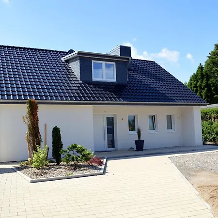Luetjenburger Weg 11eg