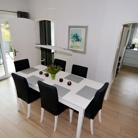 Luetjenburger Weg 11eg Διαμέρισμα